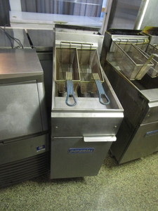 lot 13 image: Imperial Gas Deep Fryer 16x29x45