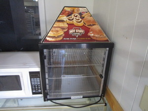 lot 24 image: Wisco Industries Warming Display 17x77x25