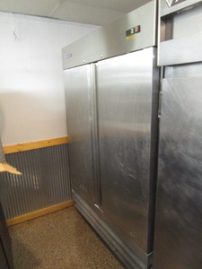 lot 36 image: Norpole Freezer 53x33x83