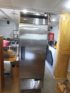 lot 38 image: Atosa Freezer 27x31x83
