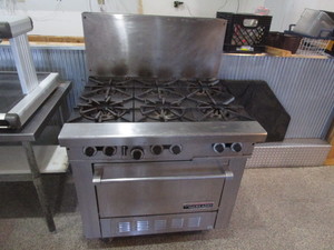 lot 50 image: Garland 6 Burner Gas CooktopOven 36x33x53