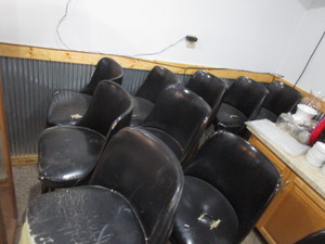 lot 83 image: (9) Barstools 30 Seat Height