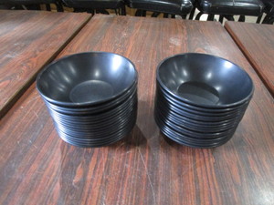 lot 112 image: (30) 6 Bowls