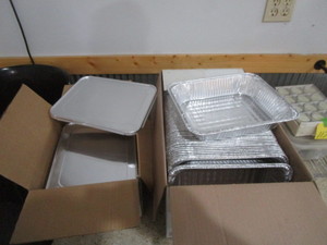 lot 118 image: Banquet Steam Table Pans & Lids