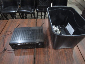 lot 173 image: Sound System Components