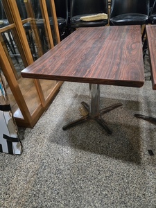 lot 174-A image: Table 24x42