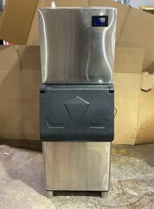lot 3 image: TITTLA 22.3 in. 510 lbs. Per Day Split Commercial Freestanding Ice Maker 156-Full Size Ice CubesCycle in Silver with Filter
