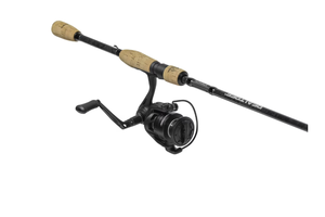 lot 248 image: Realtree 6ft 6in Medium Spinning Fishing Pole & Reel Combo