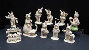 lot 29 image: Collection of Snowbabies Figurines #2