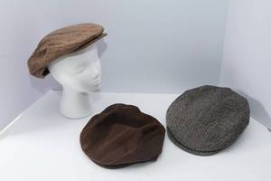 lot 65 image: Set of 3 Newsboy Hats  Wool & Corduroy, Size Large