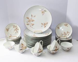 lot 79 image: Royal Court Shelley Fine China  Place Setting for 8