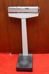 lot 147 image: Vintage Health-O-Meter Scale  36 Tall