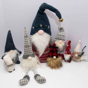 lot 166 image: Set of 8 ChristmasWinter Gnomes