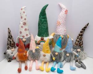 lot 181 image: Variety of Seasonal Gnomes