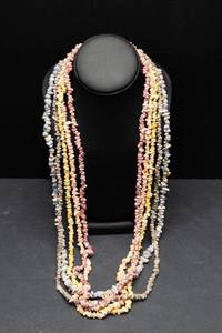 lot 184 image: Set of Vintage Small Shell Necklaces