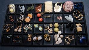 lot 195 image: Set of 32 Costume Jewelry Earrings  Unique Styles