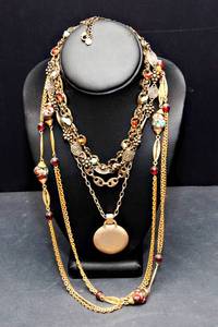 lot 201 image: Set of 5 Boho Necklaces