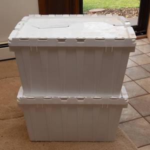 lot 45 image: Two Totes of Christmas Dcor  Mystery Lot