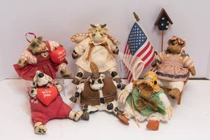 lot 283 image: Set of 6 Figurines  Many Russ Collectibles