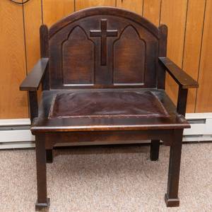 lot 5 image: Antique Liturgical Chair
