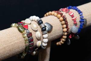 lot 309 image: Set of 7 Stone and Glass Bead Bracelets