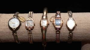 lot 263 image: Vintage Skinny Watches Collection