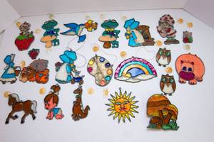 lot 389 image: Make It and Bake It Handmade Characters