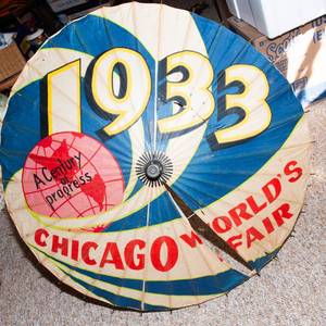 lot 405 image: 1933 Chicago Worlds Fair Paper Parasail with Bamboo Pole
