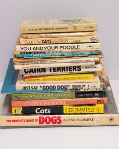 lot 426 image: Animal Books  Vintage Collection