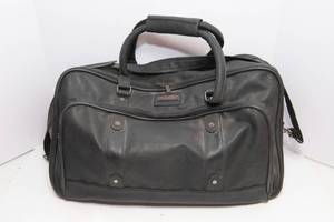 lot 443 image: Expressions Duffel Bag