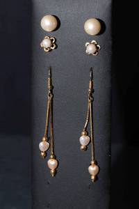 lot 383 image: Set of 3 Pearl-Like Earrings  Authenticity Not Verified