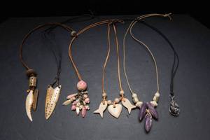 lot 526 image: Set of 6 Stone and Glass Bead Necklaces