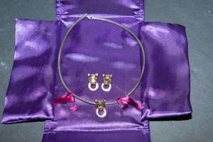 lot 568 image: Sterling Silver Necklace and Matching Earrings Set  Cat Pendant