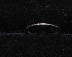 lot 573 image: Antique 18K Gold Ring  Inscribed, Size 6