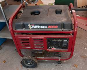 lot 574 image: Powermate Vantage 5000 Generator