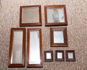 lot 481 image: Variety of Small Vintage Wall Mirrors