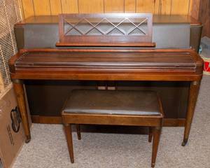 lot 485 image: Vintage Wurlitzer Roll-Top Piano with Bench  57W x 24D x 36T