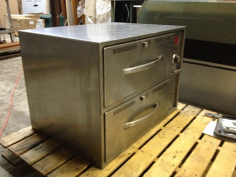 lot 20 image: Wells Freestanding 2-Drawer Countertop Warming Drawer Unit