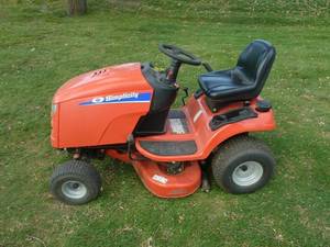 Simplicity Lawn Tractor