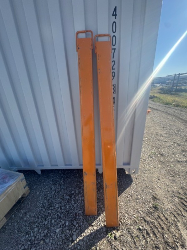 lot 79 image: Unused 2025 WOLVERINE Skid Steer Pallet Forks Extensions