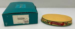 lot 53 image: Vintage WDCC Plutos Christmas Tree Character Base In Orioginal Box