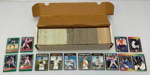 lot 82 image: Misc. Unsorted Baseball Cards