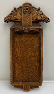 lot 180 image: Vintage Ornawood Horse Brush Holder