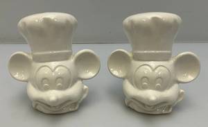 lot 201 image: Vintage RARE Chef Mickey, Mickey Mouse Pottery Salt And Pepper Shakers