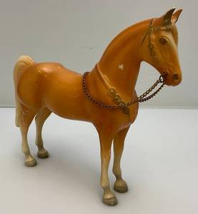 lot 214 image: Vintage RARE Unmarked Breyer Palomino Glossy Horse With Metal Reins
