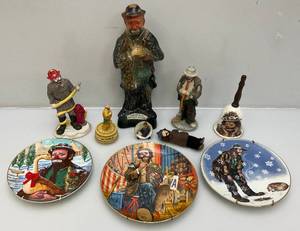 lot 231 image: Misc. Emmet Kelly Collectible Figurines And More