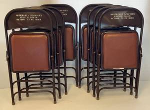 lot 245 image: 8 Portable Steel And Vinyl Folding Chairs