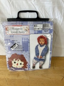 lot 57 image: Raggedy Ann & Andy Size 1-2