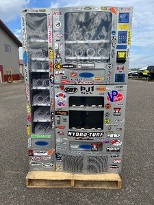 lot 14 image: 36 SELECTION VENDING MACHINE