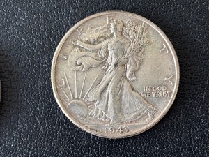 lot 46 image: 1943 Walking Liberty Half Dollar